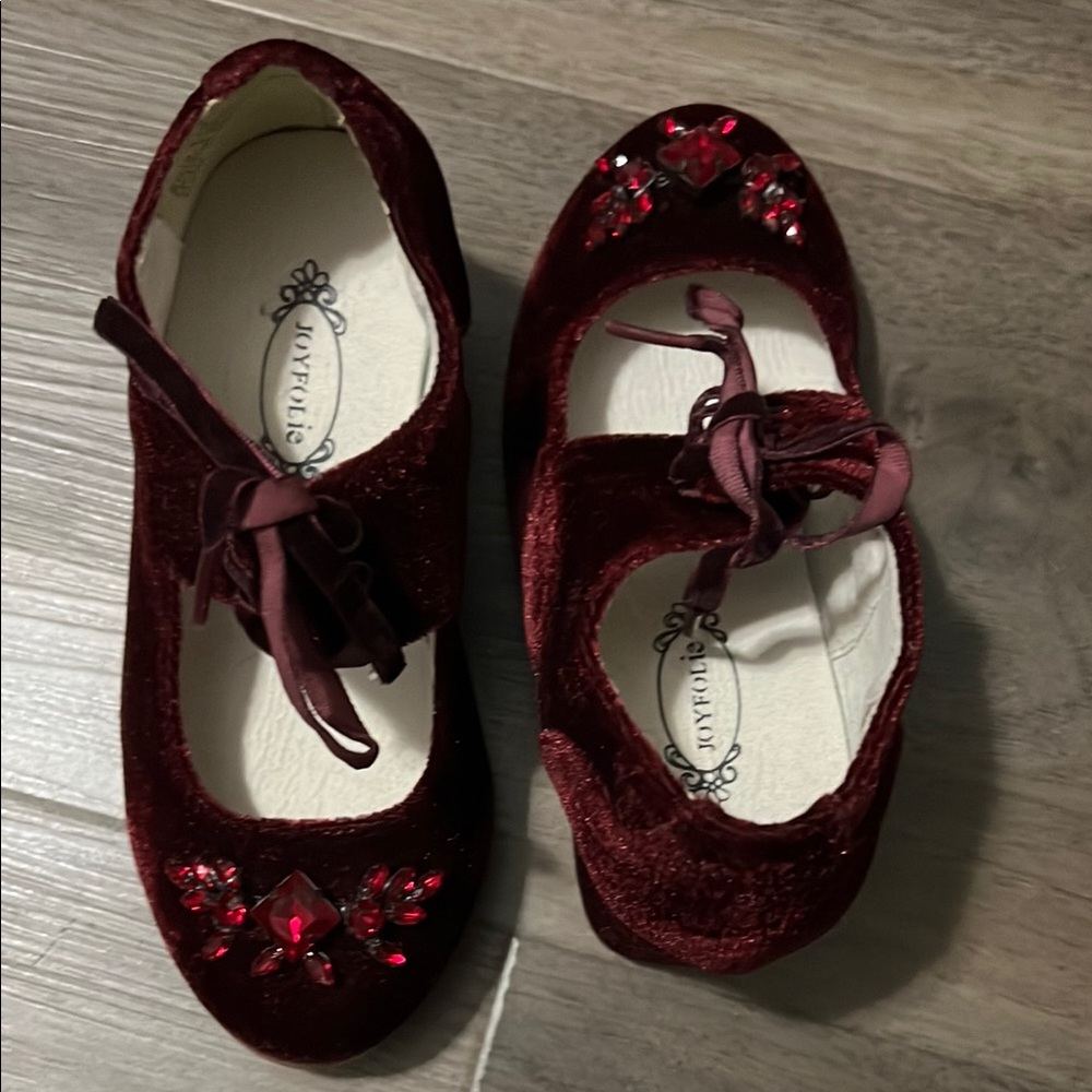 Joyfolie Red Dress Shoes with Bow Embellishments